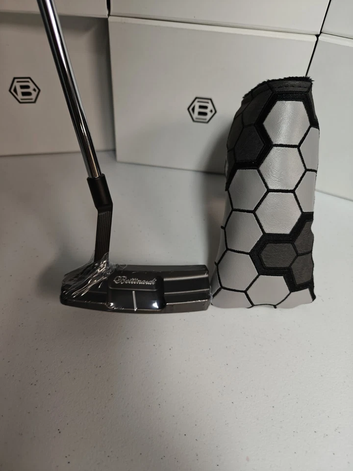 New Bettinardi Tour Issue SS8 25th Anniversary putter headcover T Hive 35 inch - Image 3 of 4
