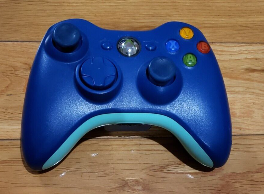 Xbox 360 E Special Edition Blue Bundle 500GB Console, Controller, Cords