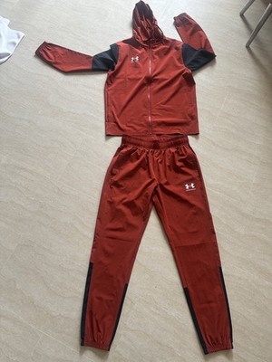 Under Armour Trainingsjacke Kapuze  Tech Utility Woven Gr.M !! WIE NEU !!