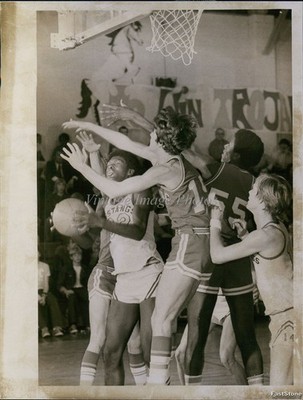 1972 Olympic'S Glenn Poole Cuts Off Myers Park'S Larry Murray Vintage Photo 6x8