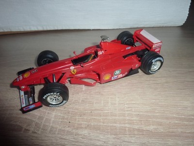 Sammlerspielzeug, Ferrari F 300, Miniatur, in Rot