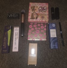 Hi End Makeup