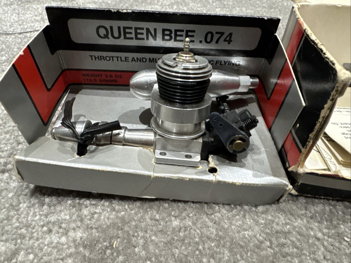COX QUEEN BEE 074 3701 エンジン Cox .074 Queen Bee Glow Engine | FlyBoyz