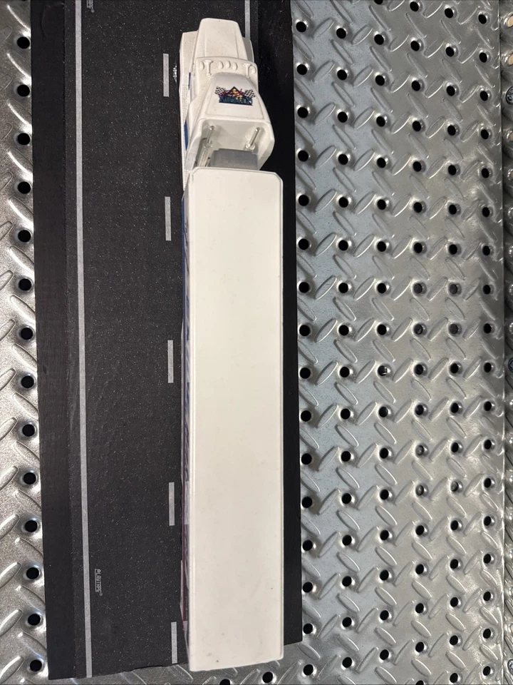 ERTL 1994 LE Exide Batteries Racing Team 7 Geoff Bodine Super Stars Transporter - Image 2 of 4