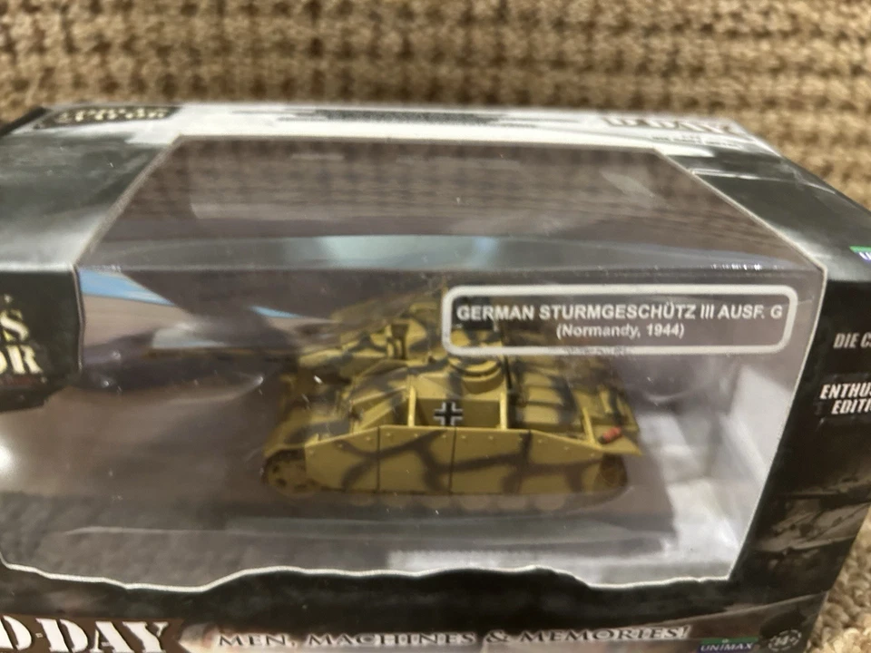 Unimax Forces of Valor 1:72 German StuG III Ausf G, Normandy 1944, No 85036 - Image 3 of 4