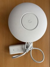 Ubiquiti Access Point UniFi AP AC Pro inkl. Halterung und POE Injektor -AC1