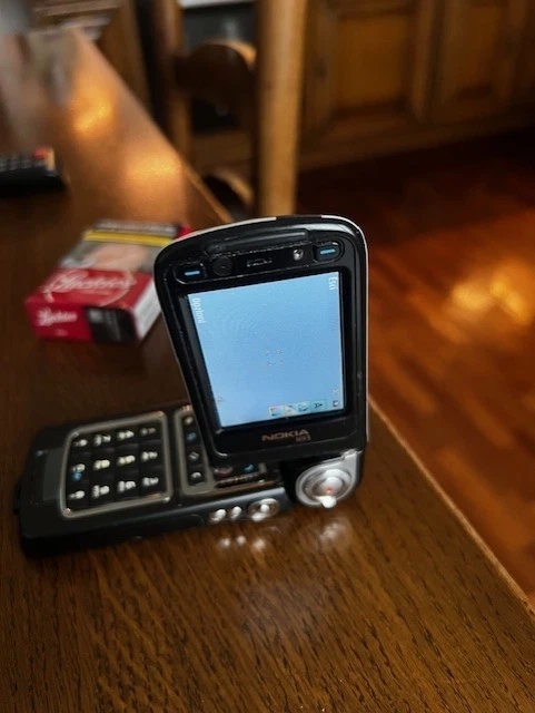 cellulare nokia vintage si tratta del Nokia n93 rarissimo - Immagine 2 di 4