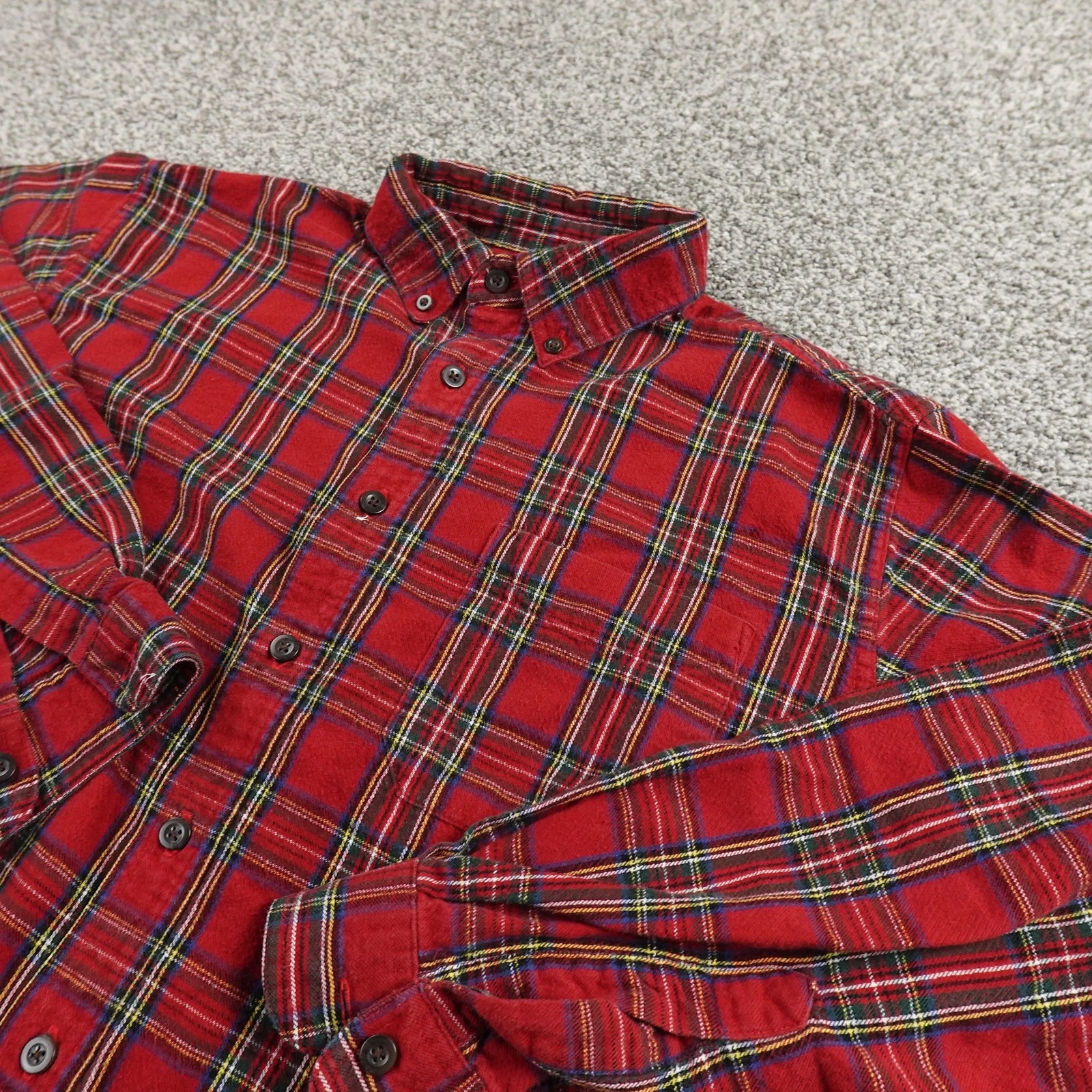 LL Bean Shirt Mens M Red Scotch Plaid Flannel Button Up Long Sleeve Outdoor Hike
Opens in a new wind
