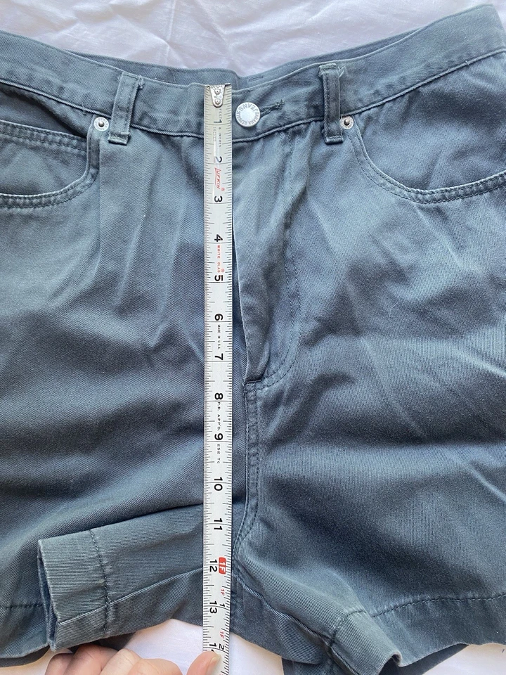 Two 女式复古 Banana Republic Chino 短裤深蓝绿色 10/28-9 码 — 第 4/4 张图片