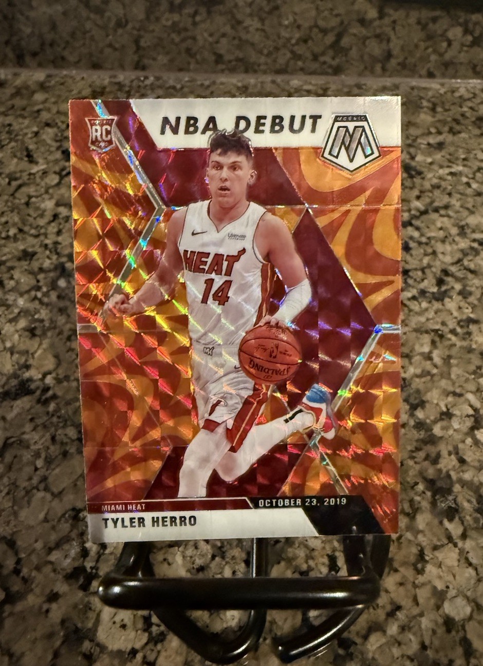 2019-20 Panini Mosaic - NBA Debut Tyler Herro #280 Reactive Orange Prizm (RC)
