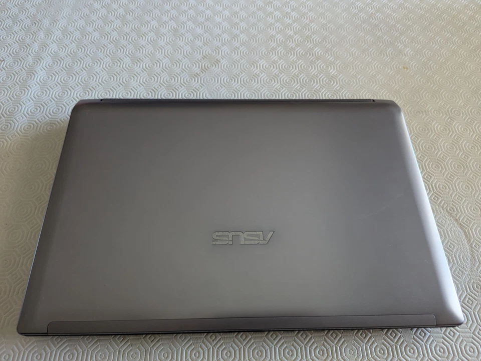 Pc Notebook Portatile - Intel i5 - GPU Nvidia - 240GB SSD - 4GB RAM - Windows 10 - Immagine 2 di 4