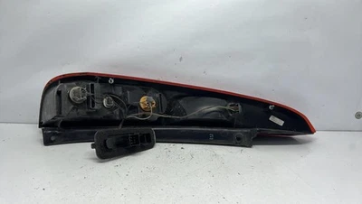 Feu arriere principal droit (feux) FORD FIESTA 5 PHASE 2 1437625 F6JB_DURATORQ - Photo 1/3