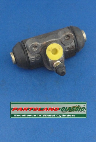 Rear Left or Right Wheel Brake Cylinder Volvo 300 Series 340/360 1980 – 1990 - Picture 3 of 3