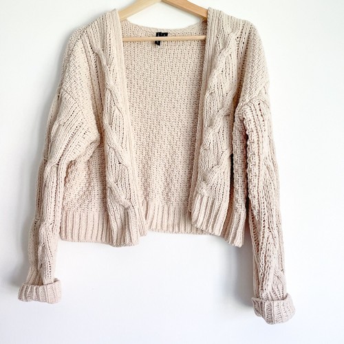 Moon \u0026 Madison Tan Chenille Cable Knit 