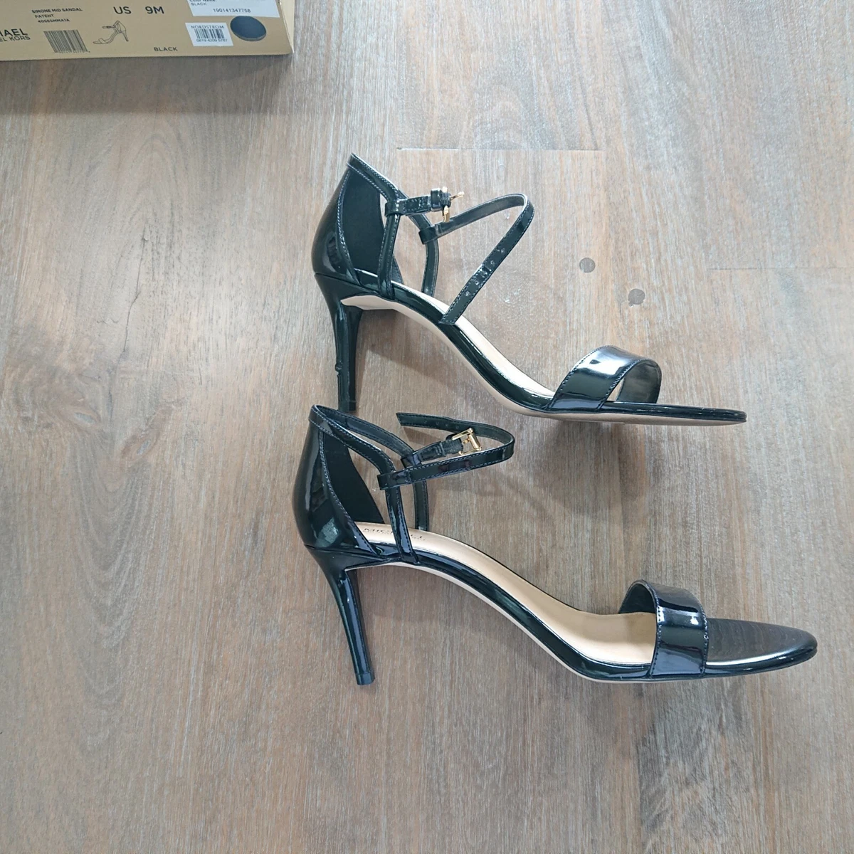 Michael kors simone sandal silver deals
