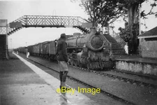 Railway Photo 6x4 India Steam IGR 2-8-2 on Freight Deolali Station Aug 1946