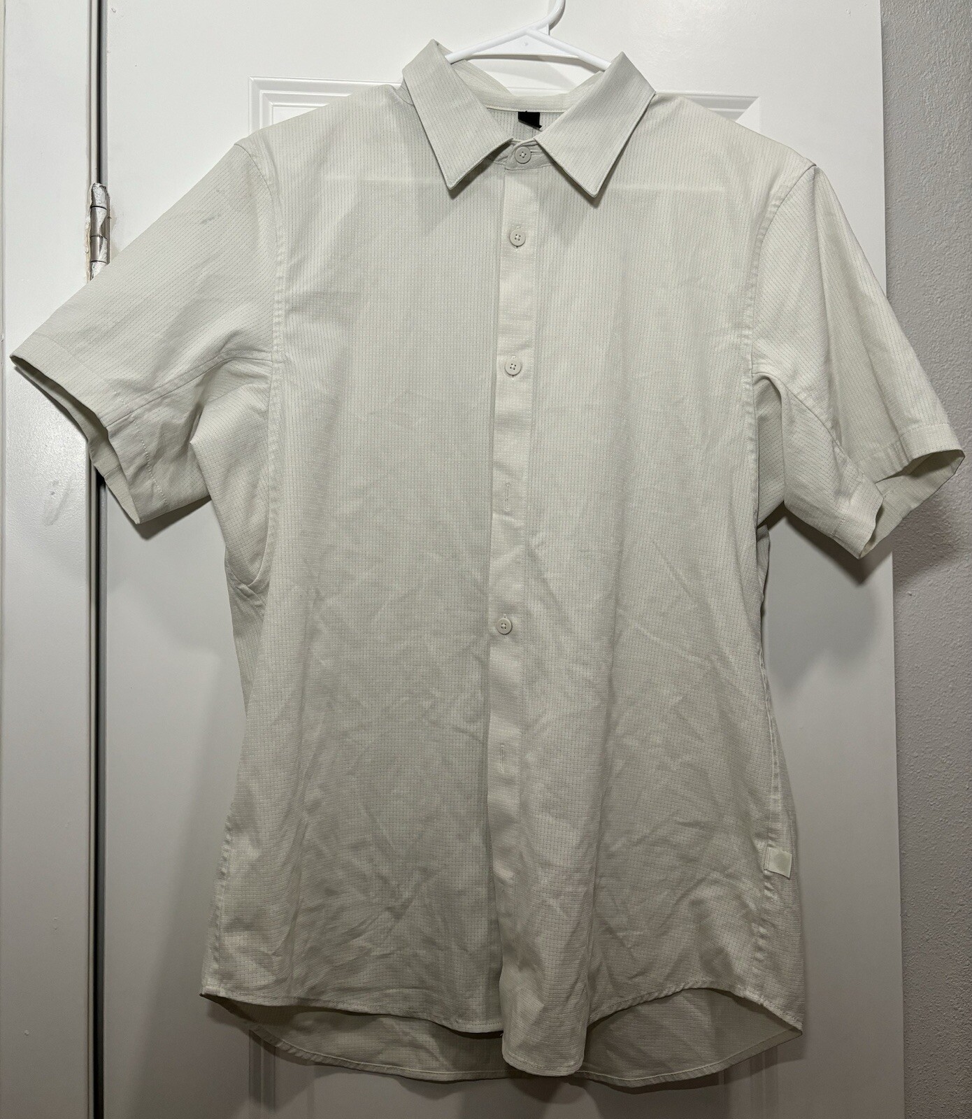 Lululemon Lightweight Collar Button-Up Shirt - image 1