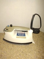 Vintage Black & Decker Light N' Easy Steam & Dry Iron Silverstone Coating F3945 