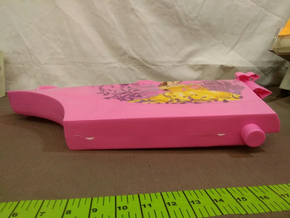 Power Wheels Disney princess Mercedes-Benz AMG 45 pink  passenger side door only - Image 4 of 4