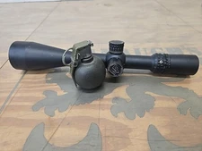 Nightforce NXS 5.5-22x56 NP-R1 Long Range MOA Reticles illuminated No Box