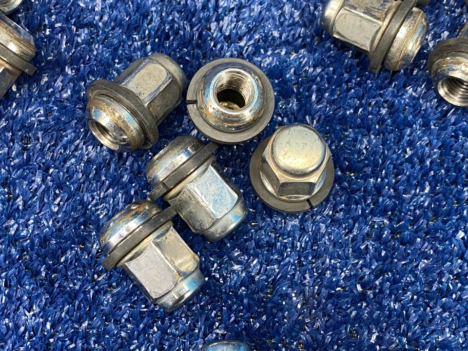 Комплект зажимных гаек для колес Honda Civic 2012–2015 годов выпуска от оригинального производителя (20 шт.) - Изображение 2 из 3