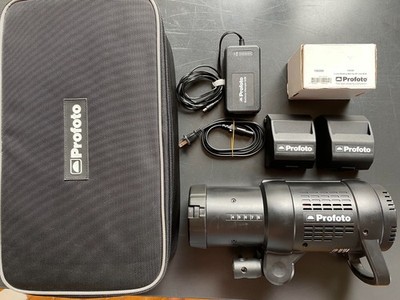 Profoto B1X 500 AirTTL Battery Powered TTL Flash 500WS Charger 2 Batteries Case