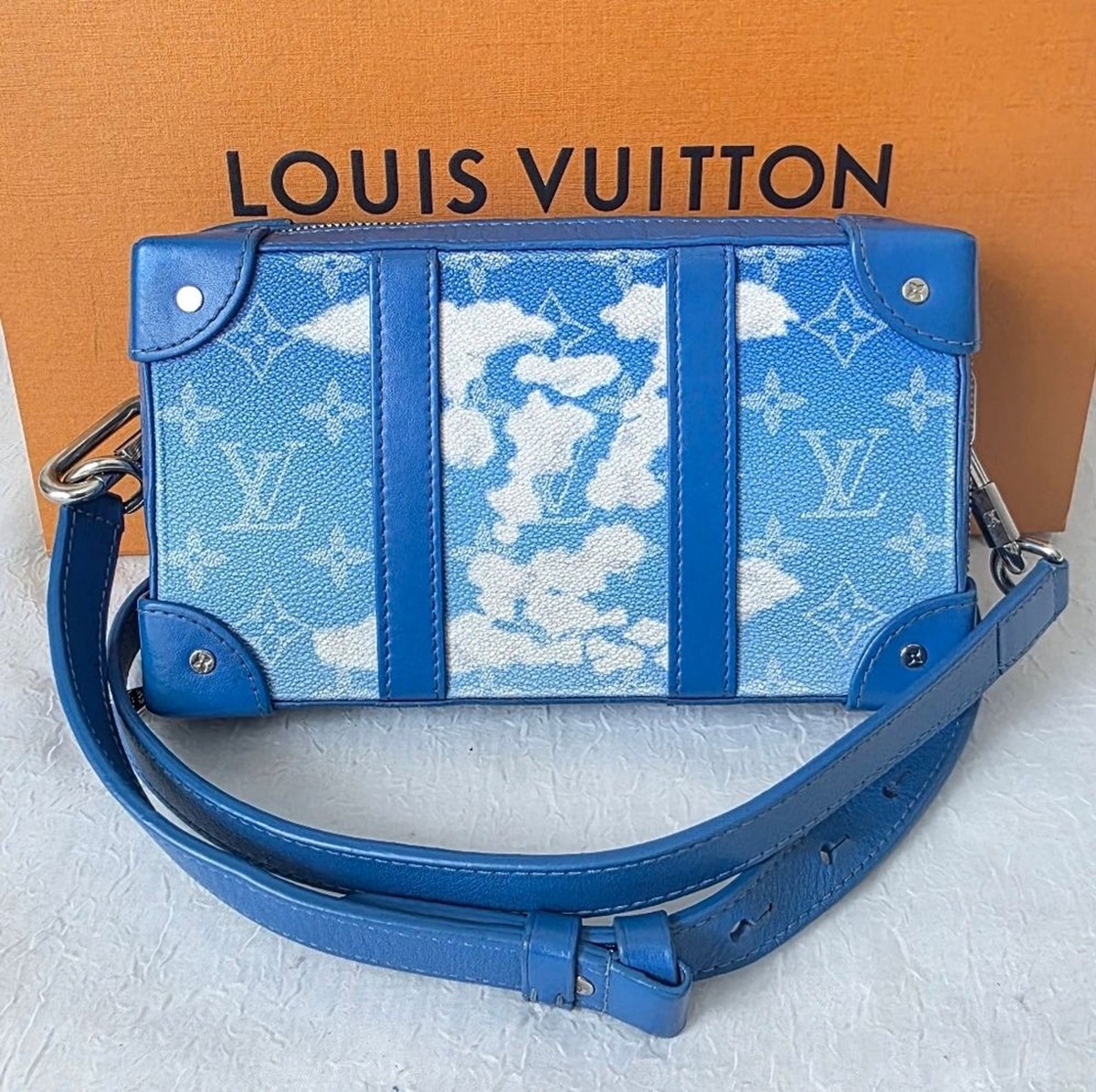 Auth Louis Vuitton Cloud Soft Trunk Monogram Fall/Winter 2020