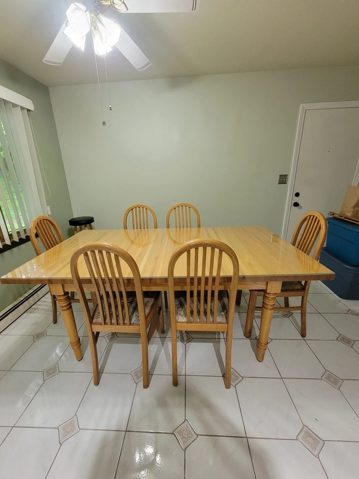 Красивый твердый дубовый стол мясника блок с 6 стульями включает стеклянный верх - Изображение 3 из 4