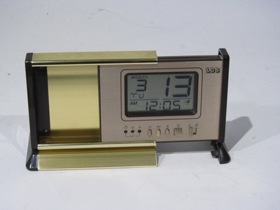 Vintage LGS DIGITAL ALARM CLOCK LCD UHR WECKER Watch ca. 80'er Jahre