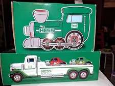 2022 Hess Holiday Truck * Coolest Hess Truck* choo choo Also set. Brand New