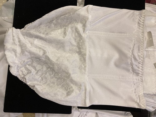 Ganchos delanteros cortos con pinza de cintura alta WONDERLINE Firm Control cierre L o XL blanco - Imagen 8 de 9