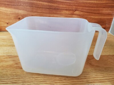 Omega 8003 Juicer Extractor Replacement Part: Collection Bowl with Handle