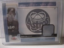 2005 Fleer Classic Clippings / CUT OF HISTORY Card Authentic Game-Worn Jersey