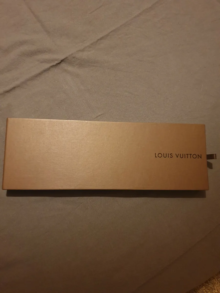 Boite a cravate Louis Vuitton