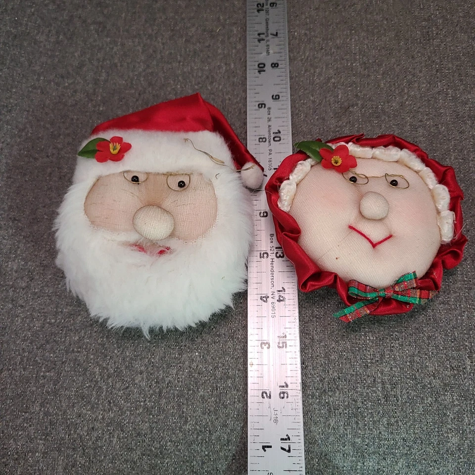 Mr & Mrs Santa Claus Set 2 Pantimedias de Felpa Cara Navidad Adornos/Imanes 4" Foto 4 de 4
