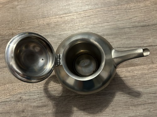 C. Kurz & Co. Tile Holland Edeltin Toughened Pewter Teapot - Picture 3 of 9