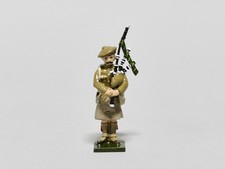 The British Toy Soldier Company Set 68A Piper Standing