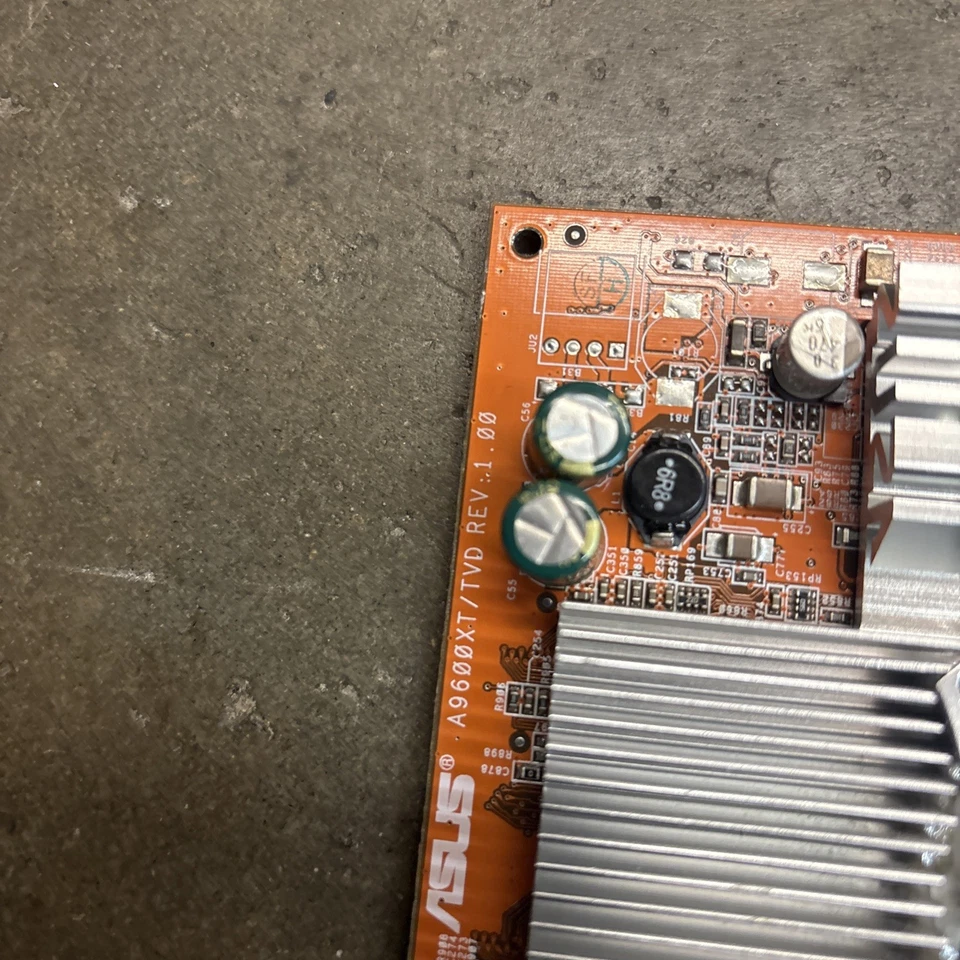 ATI Radeon ASUS A9600XT/TVD/N/128M/A 128MB AGP - Image 2 of 4