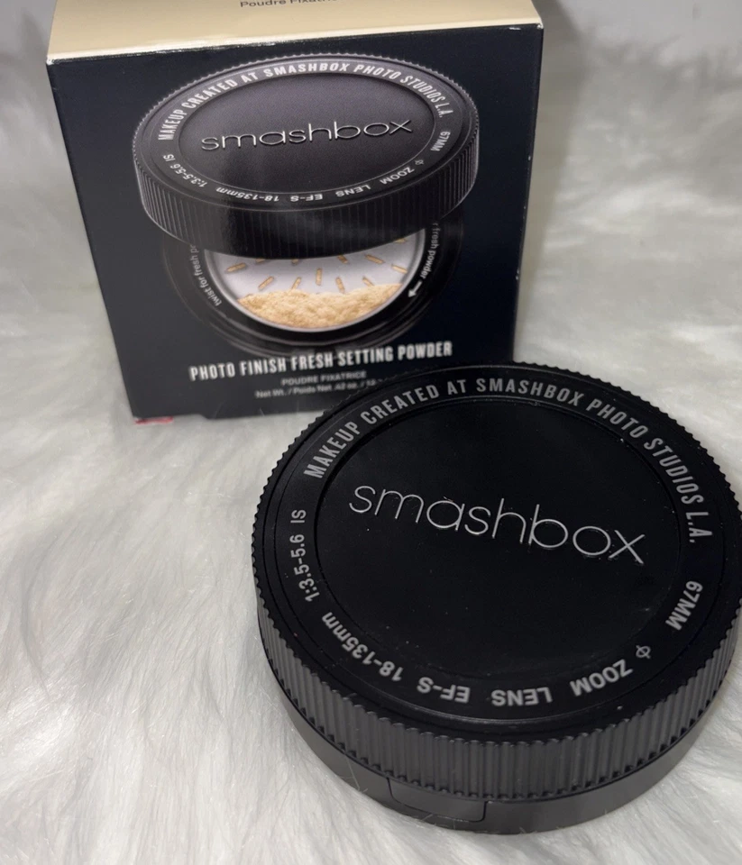 Smashbox - Photo Finish Fresh Setting Powder - 01 Light - .42 oz / 12 g - Image 2 of 4