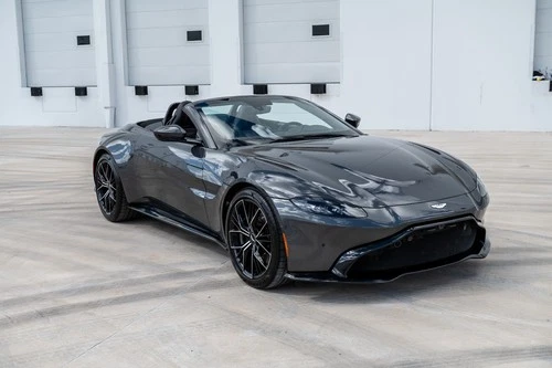 2021 Aston Martin Vantage
