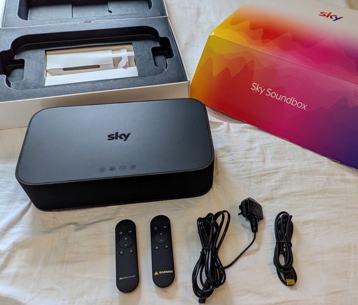 Tv Speaker Sky Soundbox Devialet Sky SB100 Devialet Digital