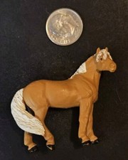 Safari Ltd Palomino Horse White Hair Figure Animal Toy