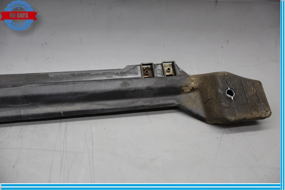 11-17 Volkswagen Touareg Radiador Núcleo Soporte Amante Crossmember Repuesto Fabricante Original Foto 3 de 4