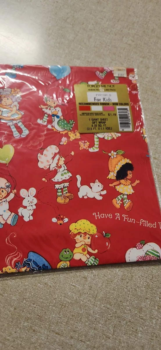 NIP Vintage Strawberry Shortcake Christmas Wrapping Paper Gift