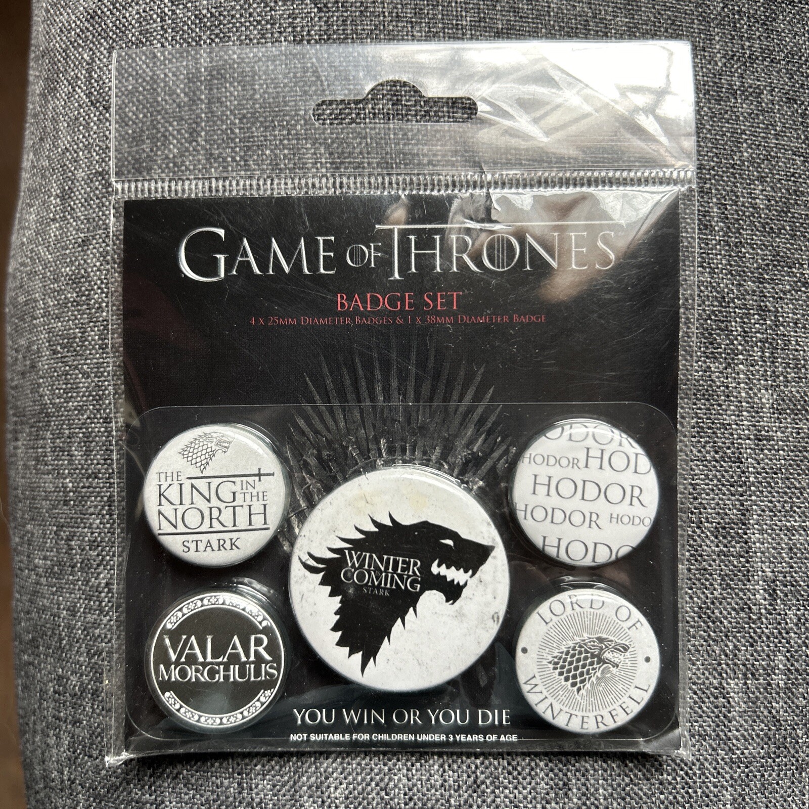 Game Of Thrones Pack 5 Badges Winter Is Coming Pin Badge Set New Sealed Stark