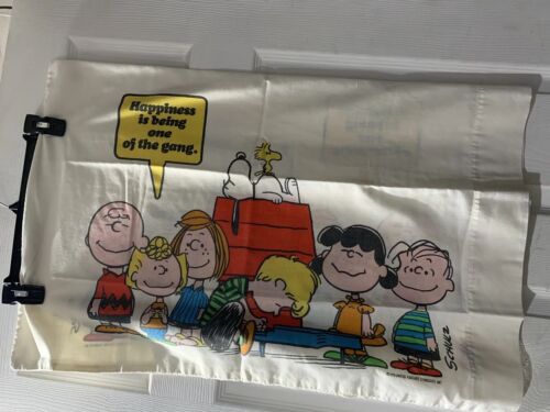 70s Vintage Charlie Brown Peanuts Snoopy 1971 Pillow Case Schulz One Of The Gang