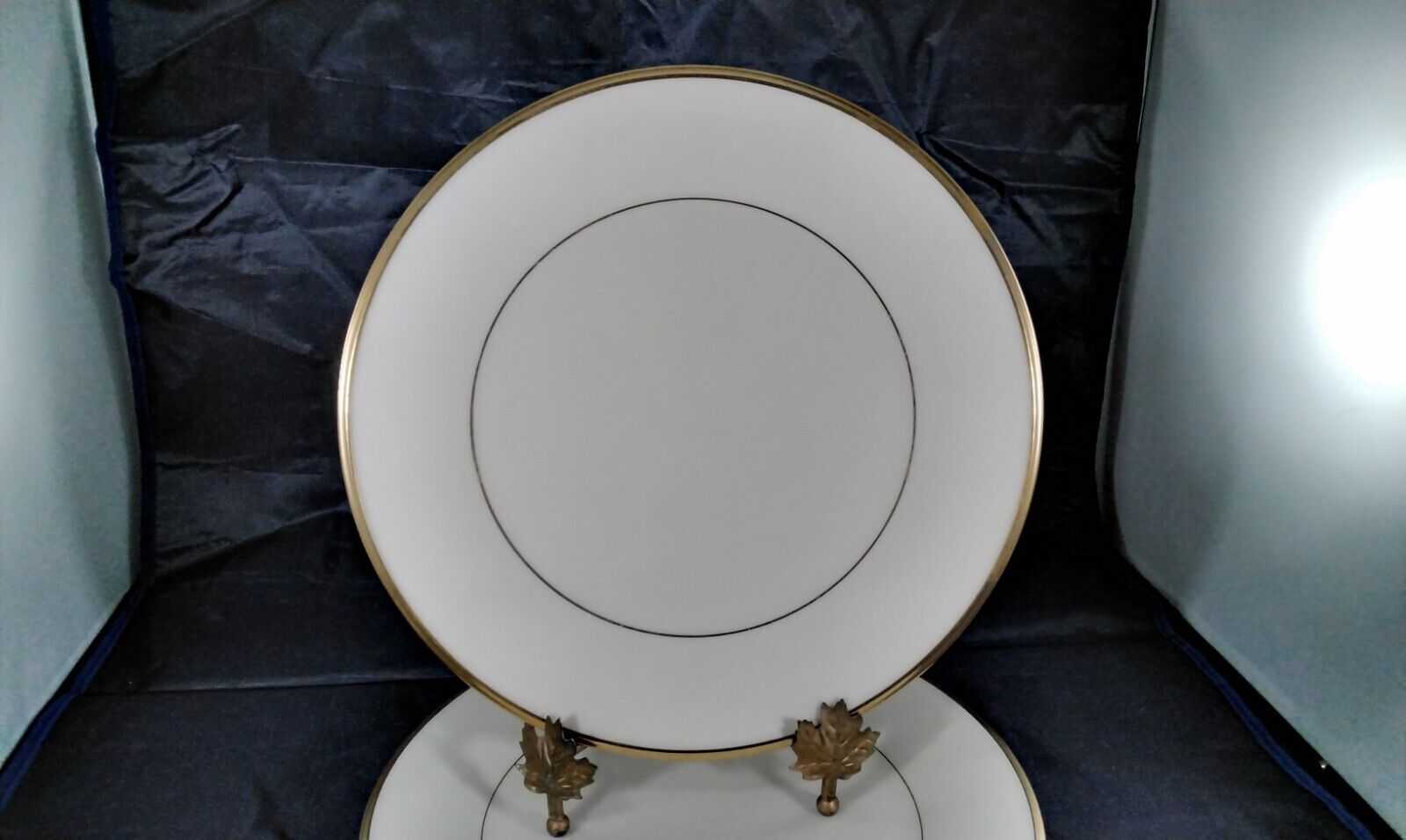 LENOX ETERNAL DINNER PLATES CREAM WITH GOLD ACCENT GREAT CONDITION SET 3