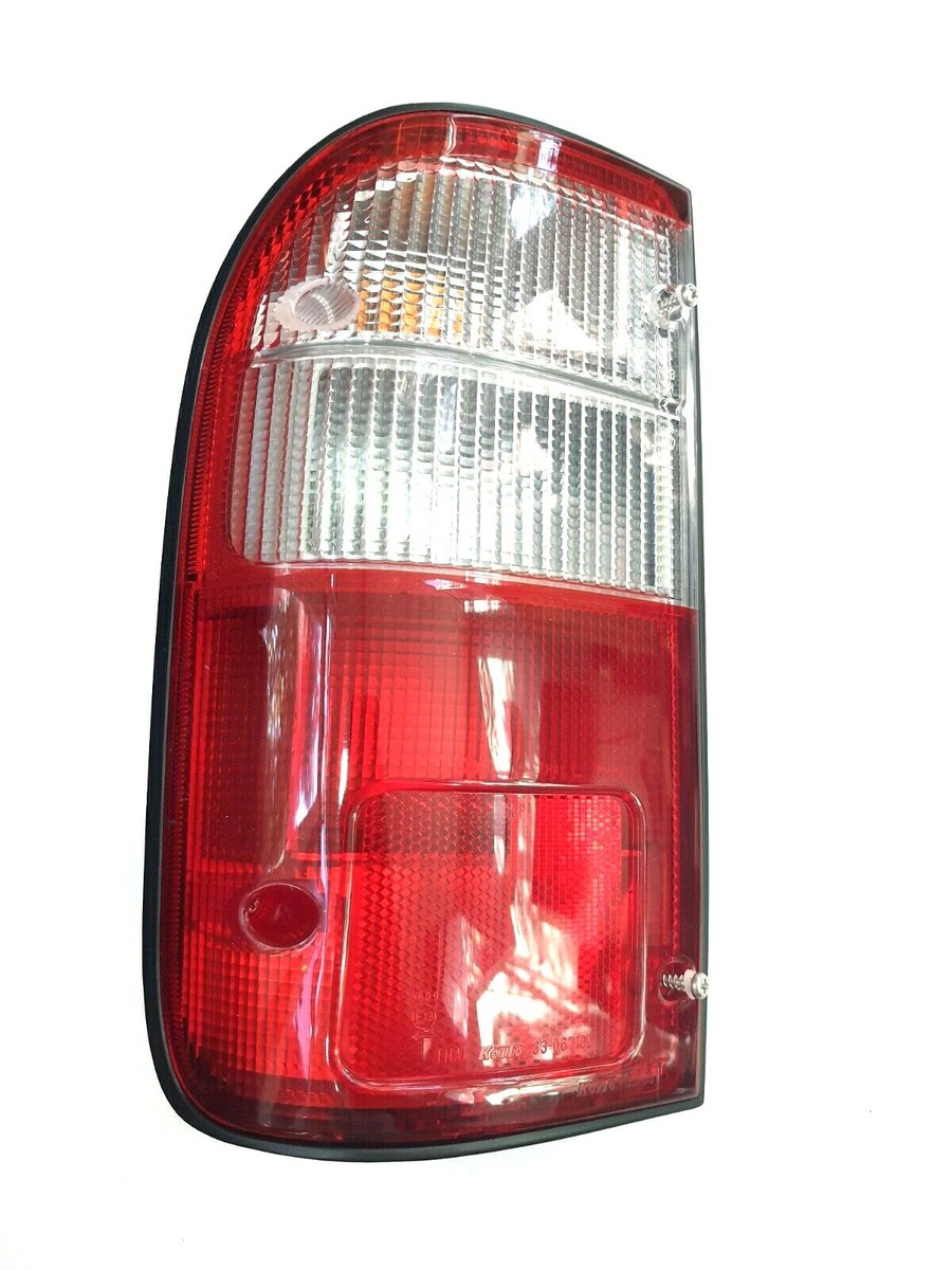 GENUINE TAIL LAMPS LIGHT LH FOR 1998-2004 TOYOTA HILUX TIGER D4D
