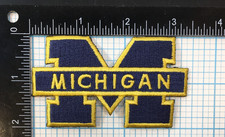 MICHIGAN WOLVERINES NCAA COLLEGE VINTAGE 3.5" TEAM LOGO PATCH M56