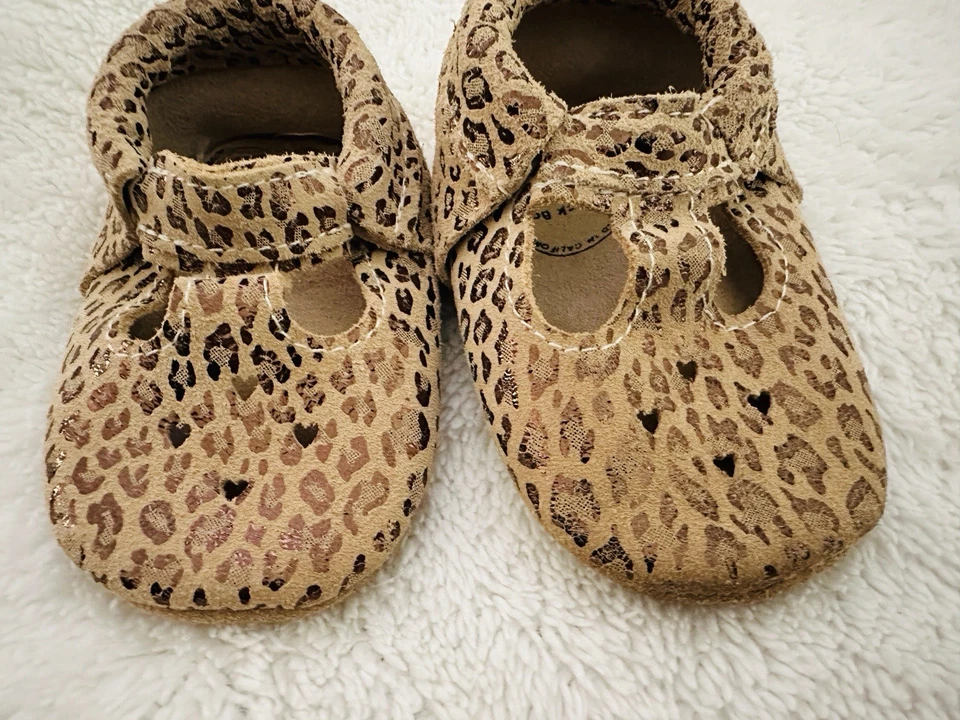 Bird Rock Bebé Cuero Tono Dorado Leopardo Bebé Talla 6.5 Foto 2 de 4